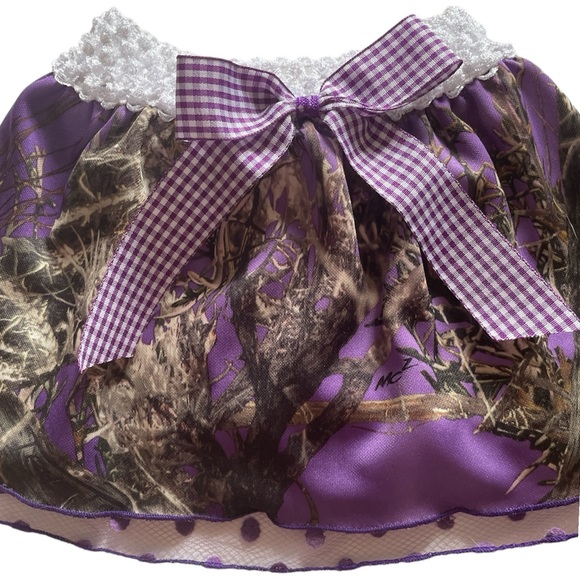 NWOT  Laughing Giraffe- White/Purple Camo Onesie and Skirt - Picture 4 of 5